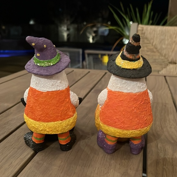 Two Halloween candle holders ~ candy corn little characters with hats! - Picture 4 of 12